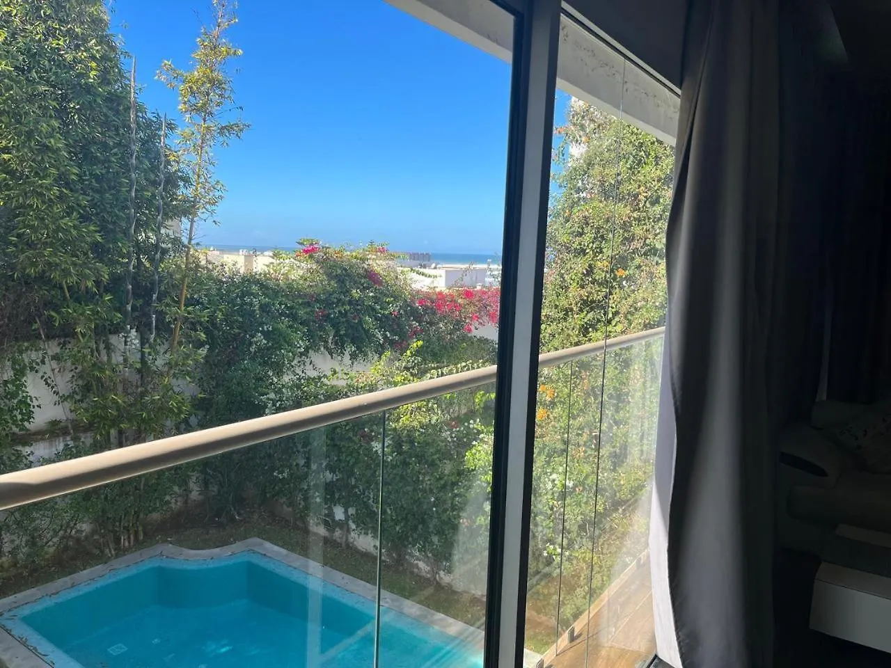 Villa Moderne Avec Piscine, Front De Mer Casablanca Morocco